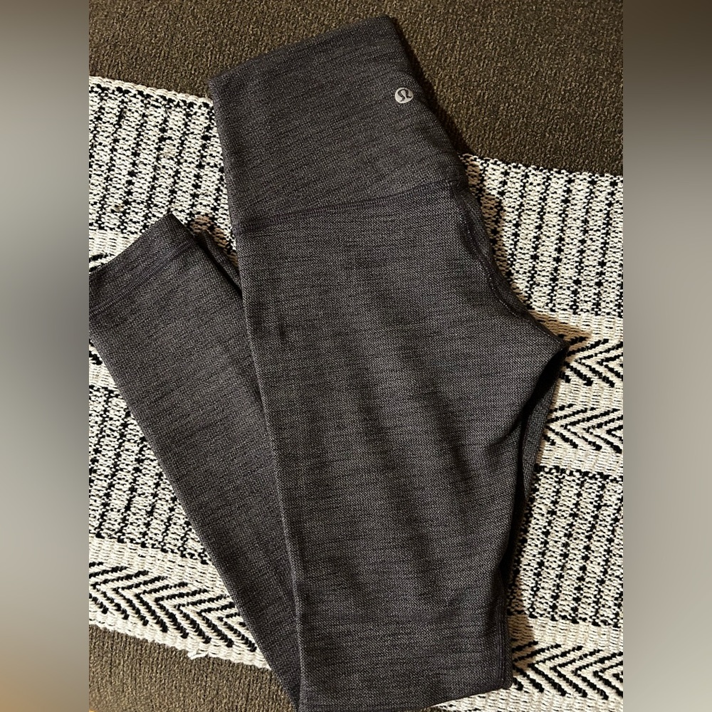 Lululemon athletic leggings